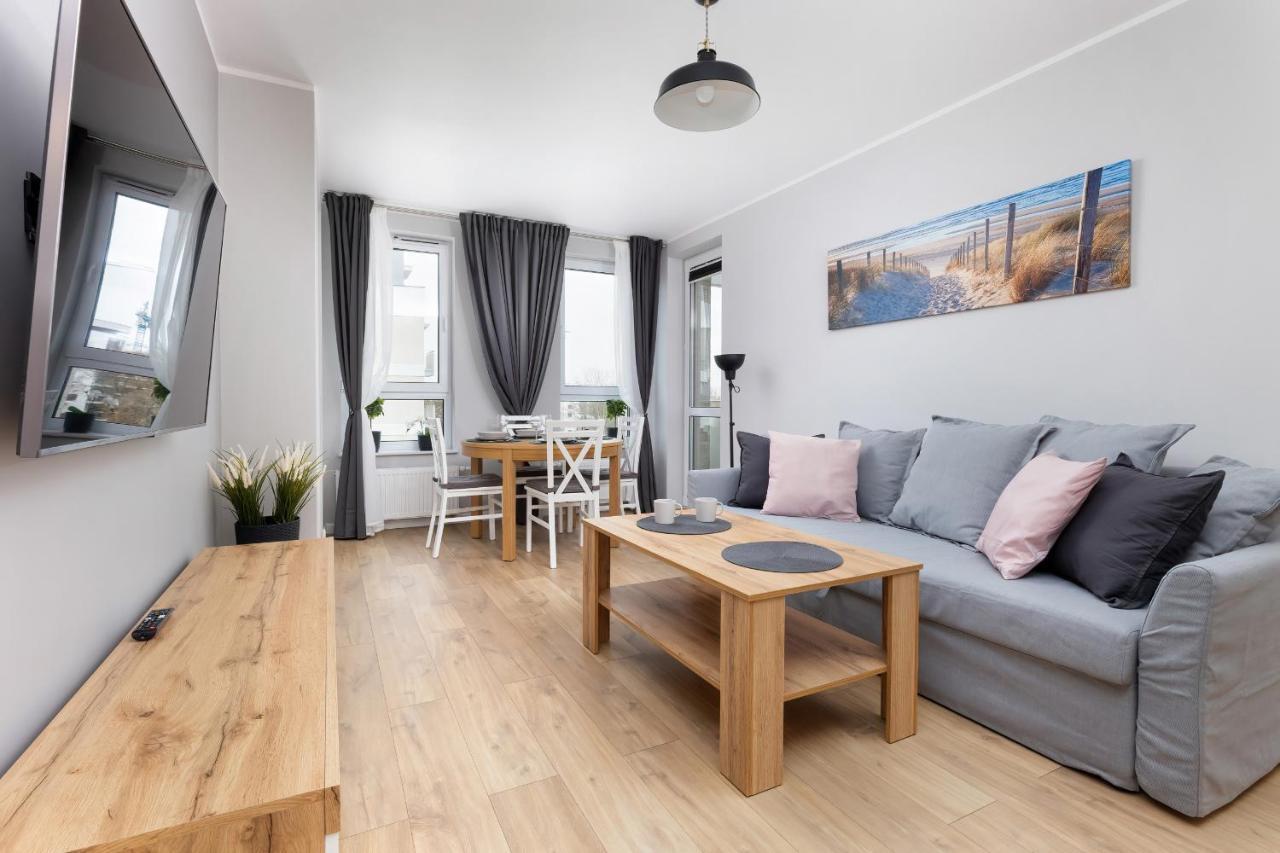 Apartamenty Platany Z Parkingiem By Noclegi Renters 코워브제크 외부 사진