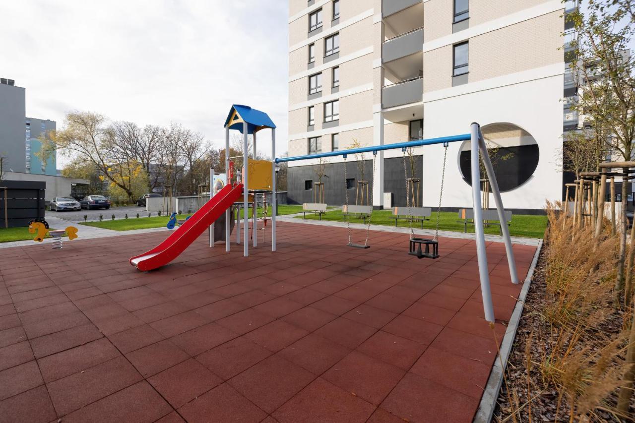 Apartamenty Platany Z Parkingiem By Noclegi Renters 코워브제크 외부 사진