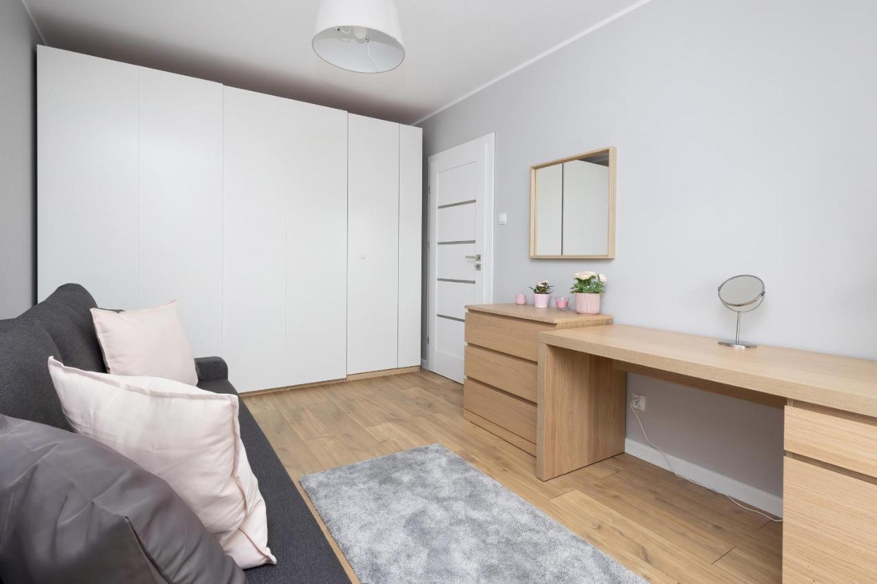 Apartamenty Platany Z Parkingiem By Noclegi Renters 코워브제크 외부 사진