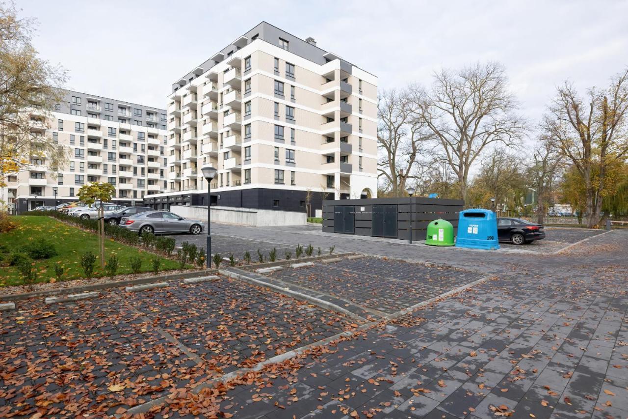 Apartamenty Platany Z Parkingiem By Noclegi Renters 코워브제크 외부 사진