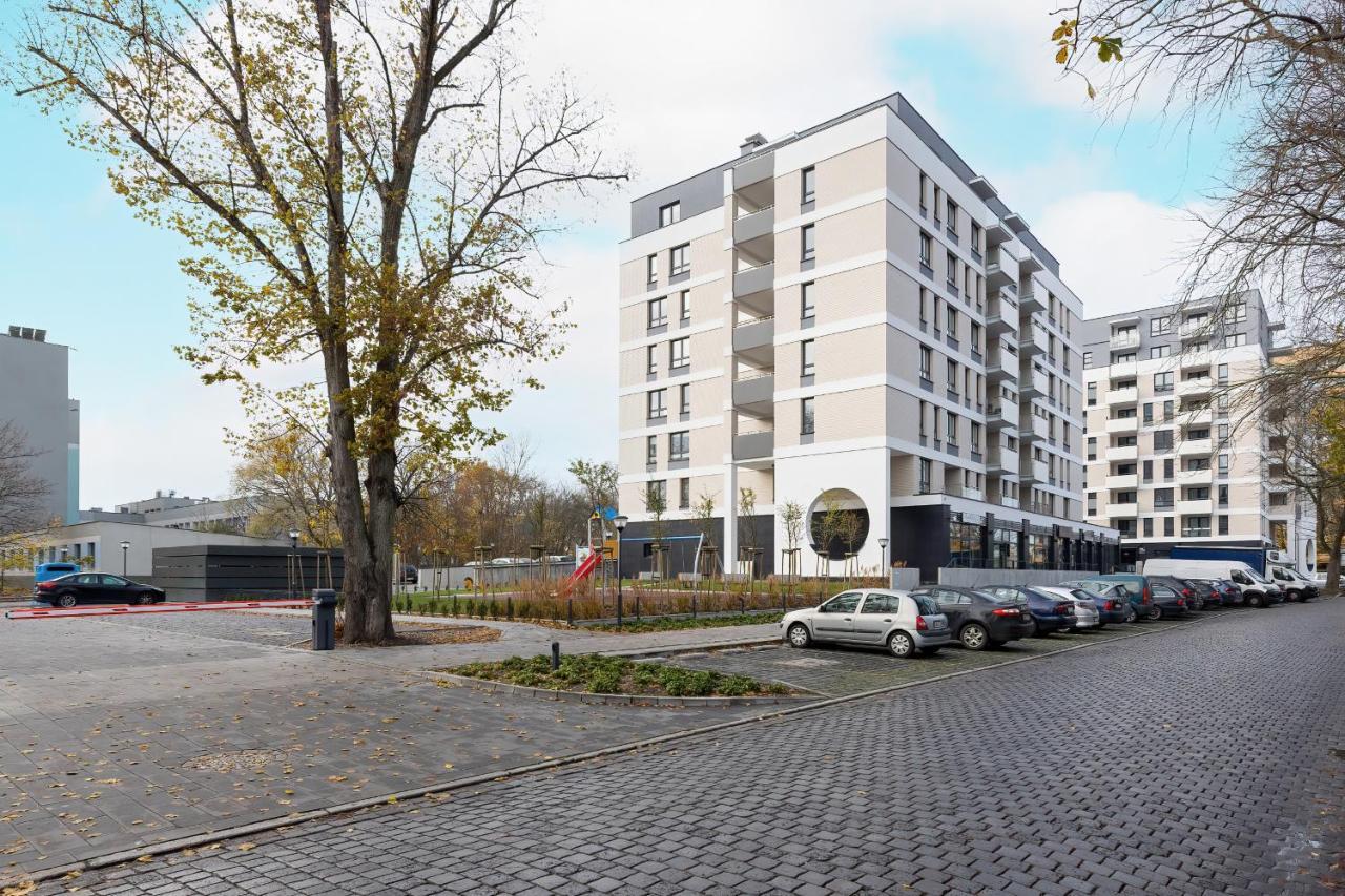Apartamenty Platany Z Parkingiem By Noclegi Renters 코워브제크 외부 사진