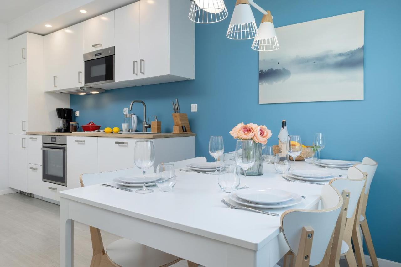 Apartamenty Platany Z Parkingiem By Noclegi Renters 코워브제크 외부 사진