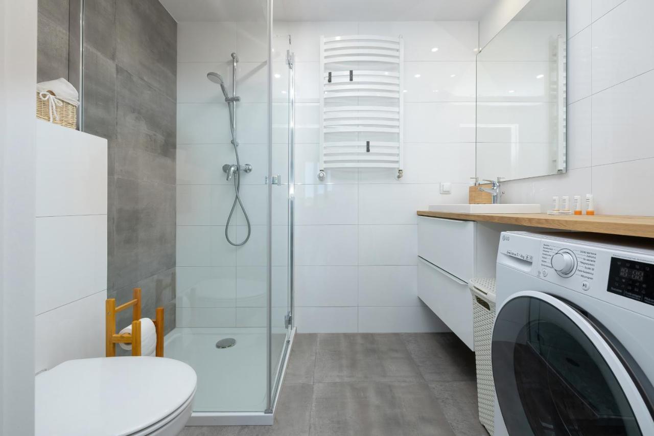 Apartamenty Platany Z Parkingiem By Noclegi Renters 코워브제크 외부 사진