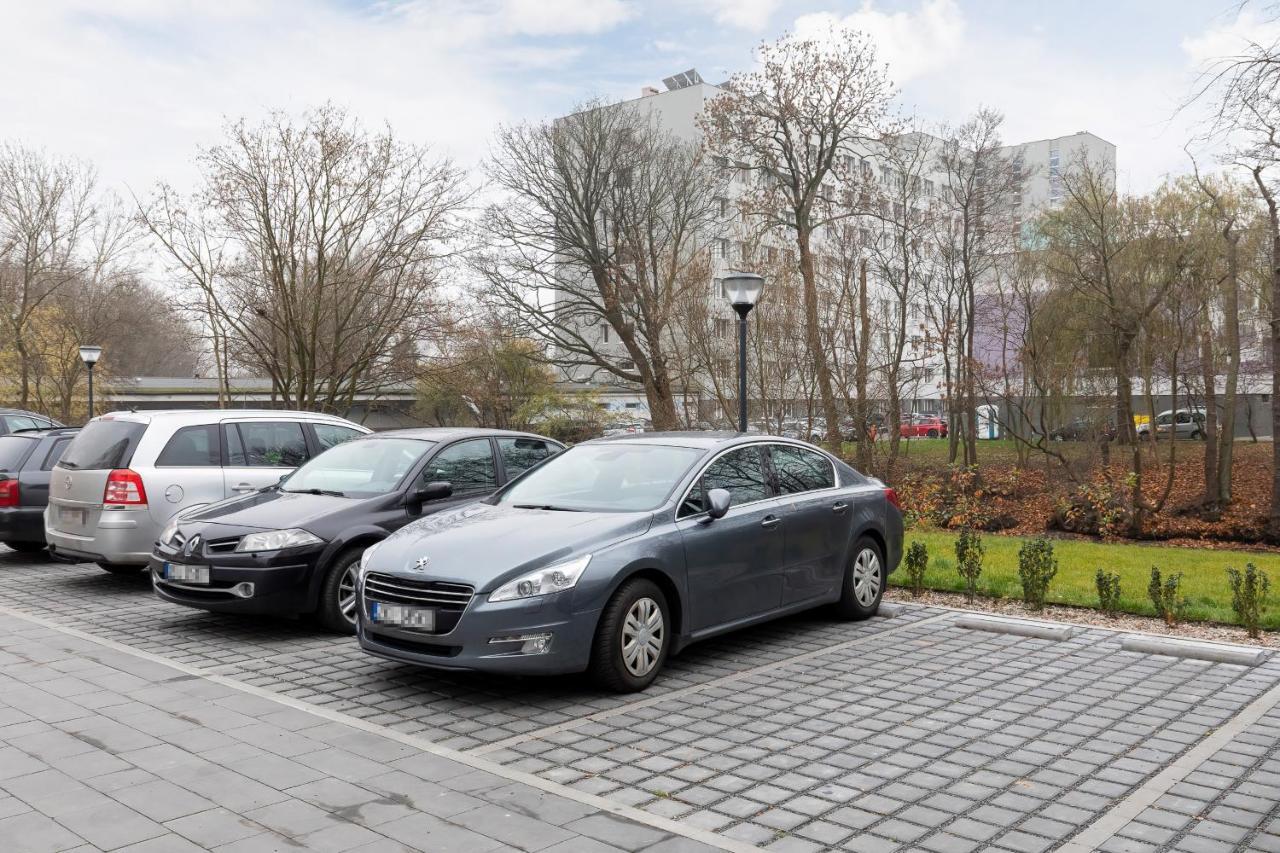 Apartamenty Platany Z Parkingiem By Noclegi Renters 코워브제크 외부 사진